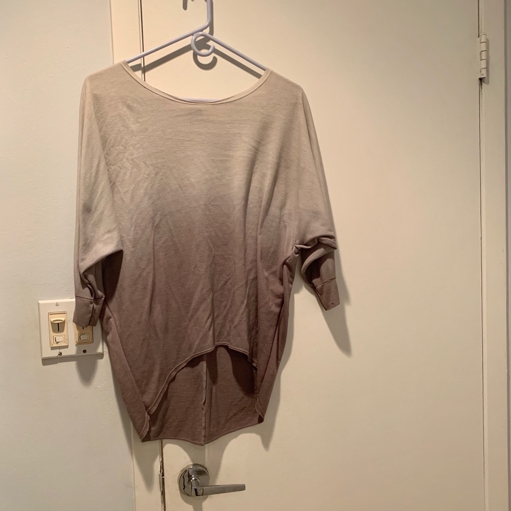 Grey long sleeve shirt